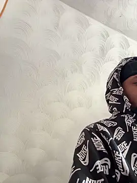 rayyymack online show from December 2025 02:21:02 PM