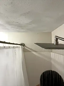 Snapshot of rayyymack chatting on November 2025 11:42:02 PM rayyymack online show from November 2025 11:42:02 PM