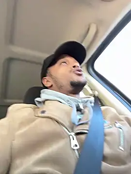 rayyymack online show from February 2026 07:36:02 PM