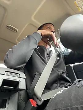 rayyymack online show from April 2026 05:43:02 PM