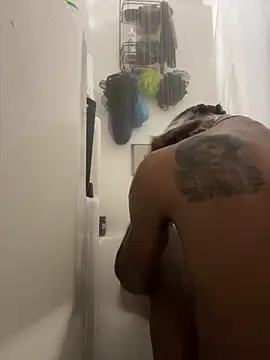 Snapshot of rayyymack chatting on October 2025 06:11:01 PM rayyymack online show from October 2025 06:11:01 PM