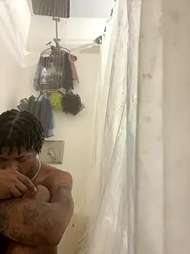 Snapshot of rayyymack chatting on September 2025 08:41:01 PM rayyymack online show from September 2025 08:41:01 PM