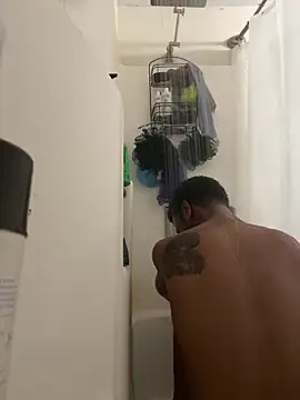 rayyymack online show from December 2025 06:57:02 PM