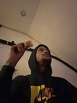 rayyymack online show from April 2026 03:24:02 AM