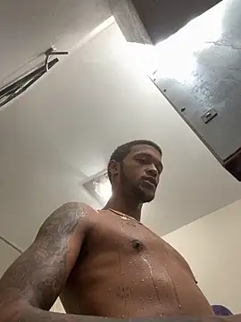 Snapshot of rayyymack chatting on October 2025 09:37:01 PM rayyymack online show from October 2025 09:37:01 PM