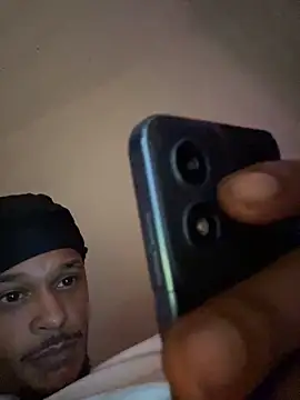 rayyymack online show from December 2025 04:58:02 AM