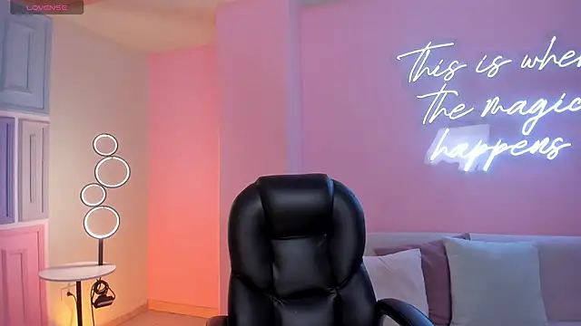 ValeriaRiveraX online show from February 2026 05:27:02 AM