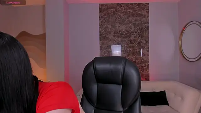 ValeriaRiveraX online show from October 2025 04:00:01 AM