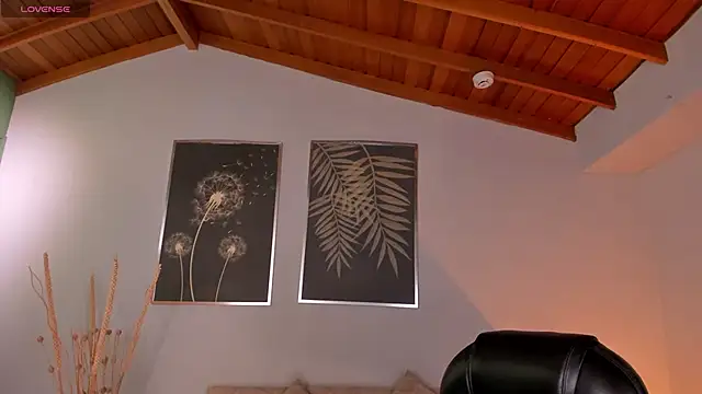 ValeriaRiveraX online show from December 2025 11:43:02 PM