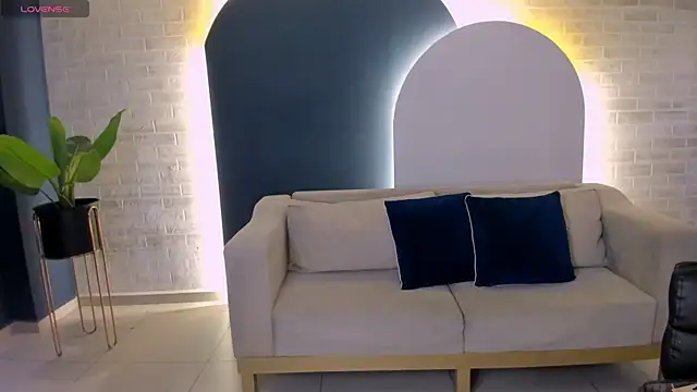 MariaHerrera  online show from November 2025 09:57:02 PM