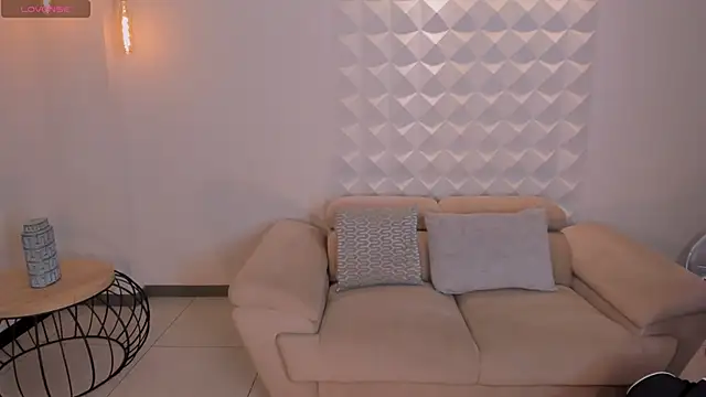 MariaHerrera  online show from October 2025 09:01:01 PM