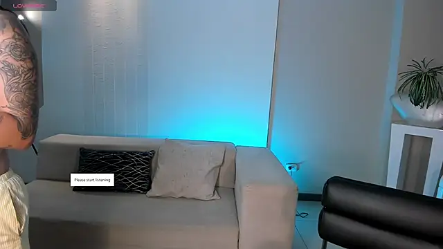 Snapshot of MariaHerrera_ chatting on April 2026 08:04:02 PM MariaHerrera online show from April 2026 08:04:02 PM