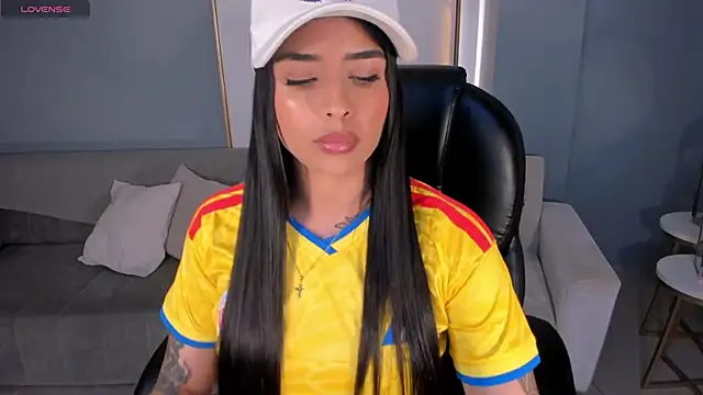 MariaHerrera  online show from June 2026 02:51:02 AM