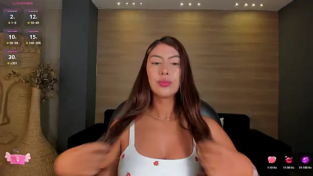 ArianaDumont online show from April 2026 11:15:01 AM