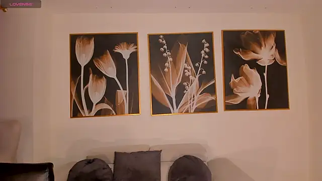 ArianaDumont online show from March 2026 11:12:01 AM