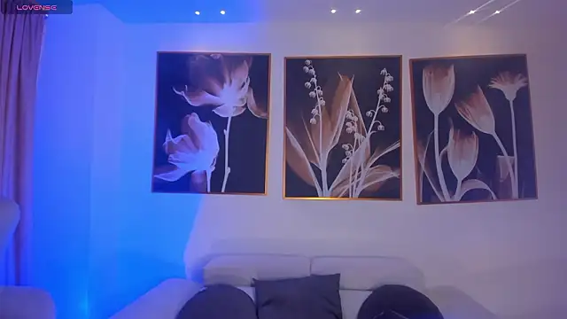 Snapshot of KatieStonne chatting on January 2026 11:14:01 AM KatieStonne online show from January 2026 11:14:01 AM