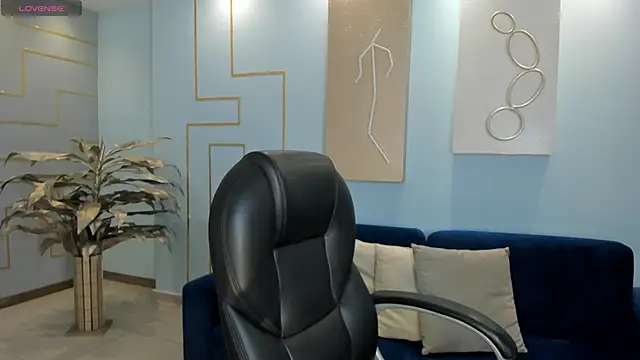 KatieStonne online show from March 2025 03:04:01 AM