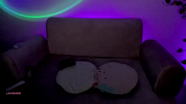 Catbaby888  online show from October 2025 10:25:01 AM