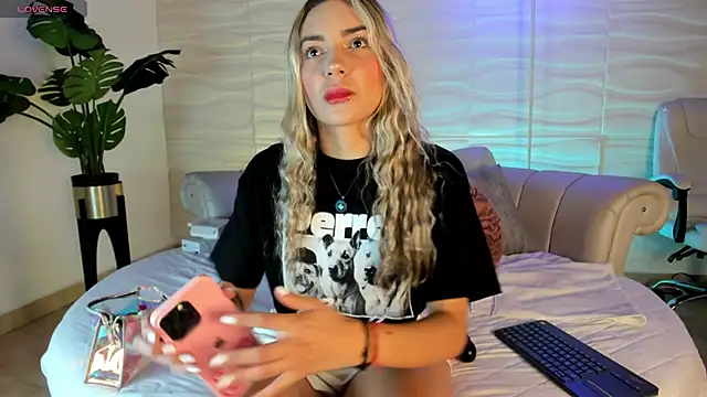 mariablonde  online show from October 2025 06:45:01 PM