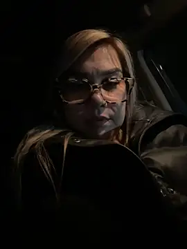 LolaBeretta online show from December 2024 01:52:01 AM