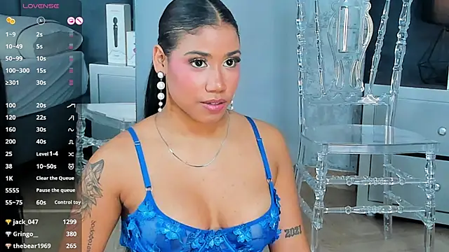 Salome Diaz  online show from February 2025 10:38:02 PM