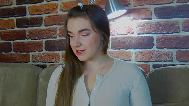 Sofia Hugs online show from February 2026 06:06:01 PM
