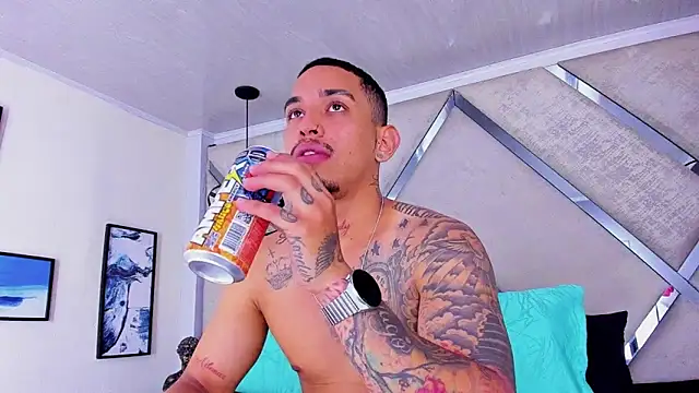 Snapshot of Damian09_ chatting on November 2025 09:19:01 PM Damian09 online show from November 2025 09:19:01 PM