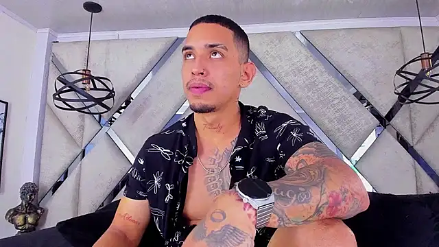 Snapshot of Damian09_ chatting on November 2025 09:26:01 PM Damian09 online show from November 2025 09:26:01 PM