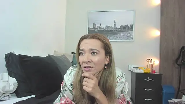 Snapshot of penelope_handaos chatting on October 2025 03:13:02 PM penelope handaos online show from October 2025 03:13:02 PM