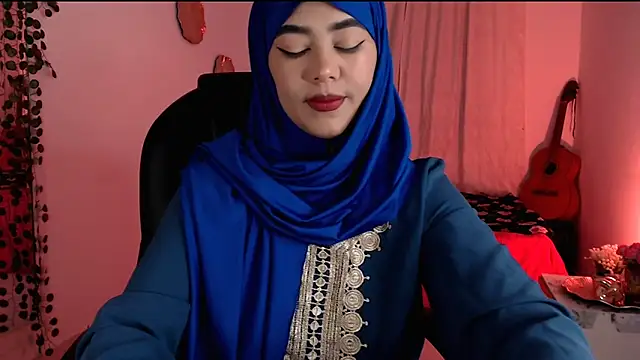azzahara069 online show from June 2026 12:49:02 AM