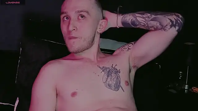 Dylanwhite23  online show from February 2026 03:45:02 AM