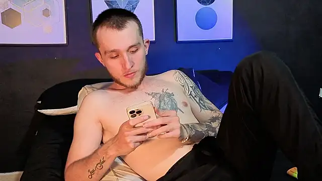 Dylanwhite23  online show from March 2026 03:22:02 AM