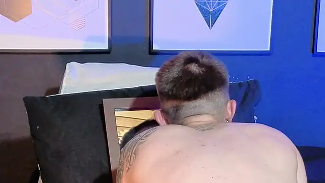 Dylanwhite23  online show from April 2026 02:19:01 AM