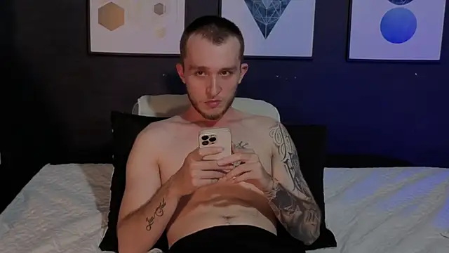 Dylanwhite23  online show from March 2026 01:39:02 AM