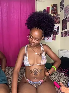 naughtybitches5 online show from January 2026 04:16:02 AM