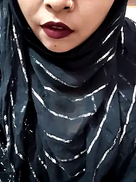 Indian-Nazia online show from November 2025 09:18:01 PM