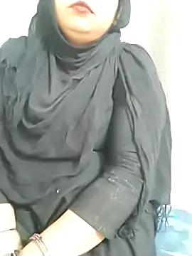 Snapshot of Indian-Nazia chatting on March 2025 12:18:01 AM Indian-Nazia online show from March 2025 12:18:01 AM