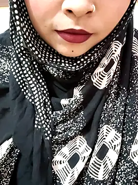 Indian-Nazia online show from October 2025 05:54:01 PM