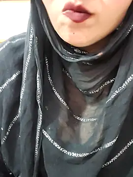 Indian-Nazia online show from November 2025 06:11:02 PM