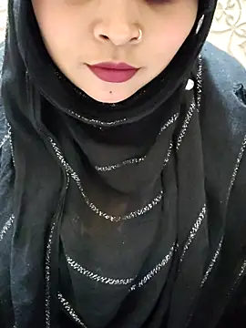 Indian-Nazia online show from November 2025 06:34:02 PM