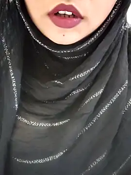 Indian-Nazia online show from December 2025 07:18:01 PM