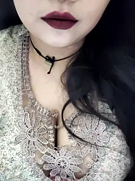 Indian-Nazia online show from May 2026 06:12:01 PM