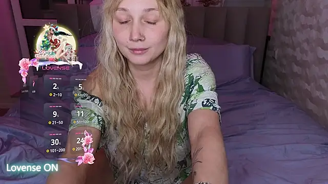 GoodGirl0024 online show from February 2025 08:20:02 PM