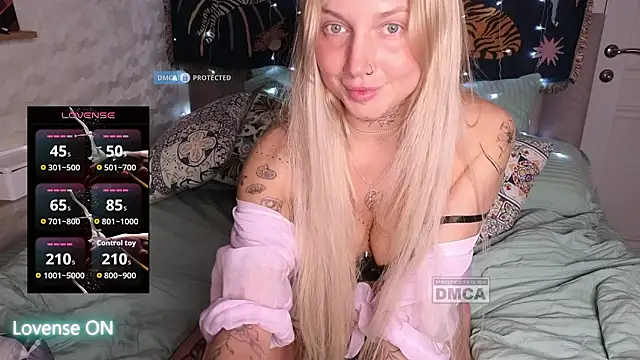 GoodGirl0024 online show from March 2026 08:24:02 PM