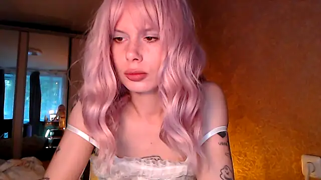 Vienaxtexasxparis online show from June 2026 05:35:02 PM