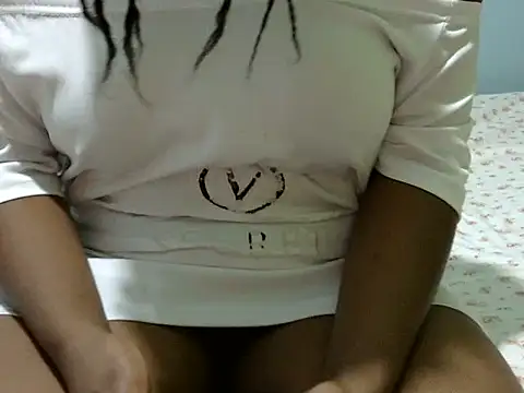 Snapshot of prettylacey3 chatting on September 2025 05:57:02 AM prettylacey3 online show from September 2025 05:57:02 AM