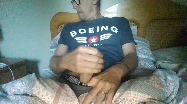 Snapshot of Raimundo1971 chatting on February 2025 10:53:02 AM Raimundo1971 online show from February 2025 10:53:02 AM