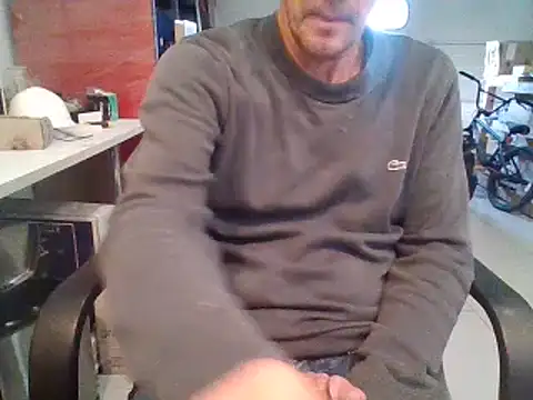 Raimundo1971 online show from April 2026 02:32:02 PM