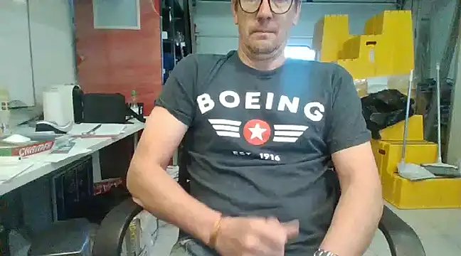 Snapshot of Raimundo1971 chatting on March 2025 02:18:01 PM Raimundo1971 online show from March 2025 02:18:01 PM