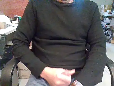 Raimundo1971 online show from April 2026 03:50:02 PM